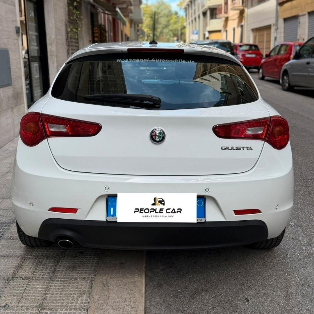 Alfa Romeo Giulietta 1.6 JTDm - 120 CV