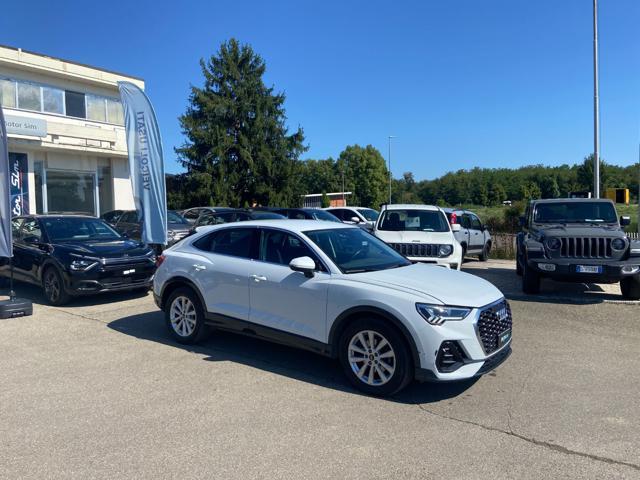 AUDI Q3 *PROMO* SPB 35 TDI S tronic Business Plus