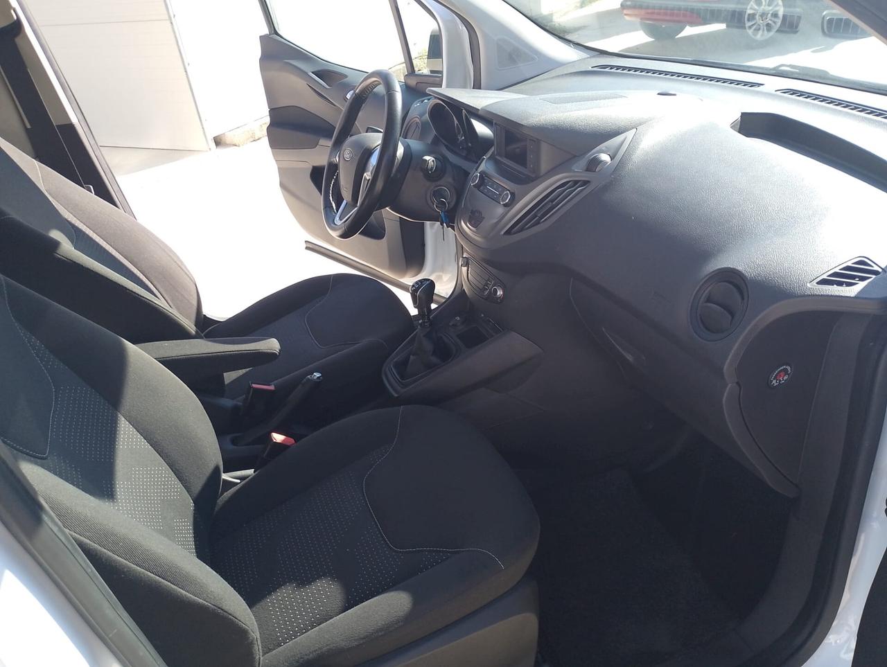 Ford Transit Courier 1.5 TDCi 75CV Van Trend