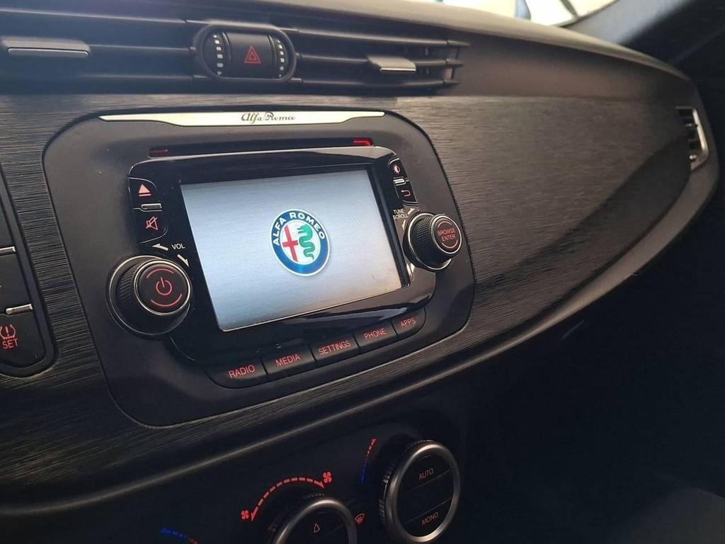 Alfa Romeo Giulietta 1.6 JTDm Sport