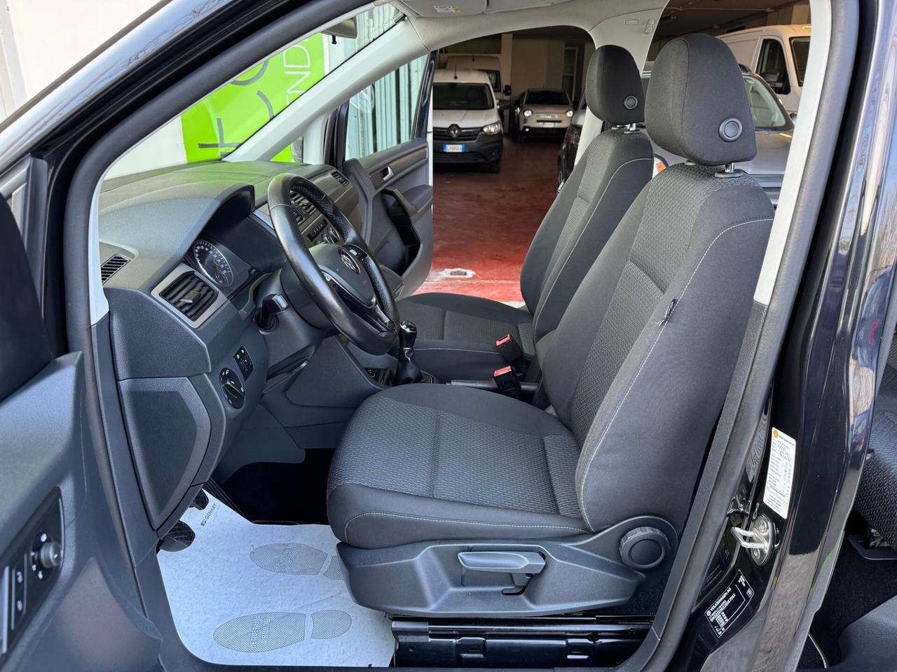 Volkswagen Caddy 2.0 TDI 5P 1Prop GARANZIA 24 MESI