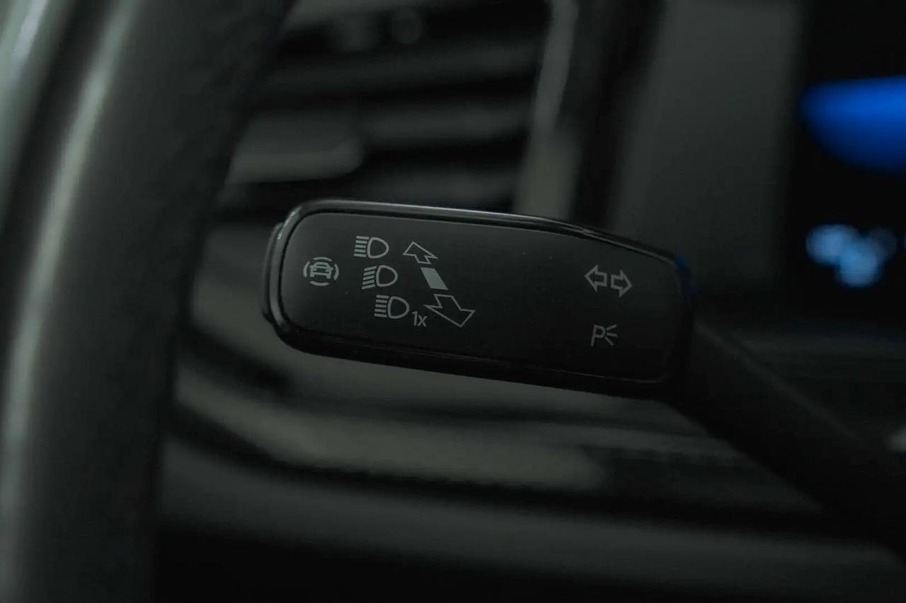 Volkswagen Taigo 1.0 TSI Life DSG 110CV Benzina