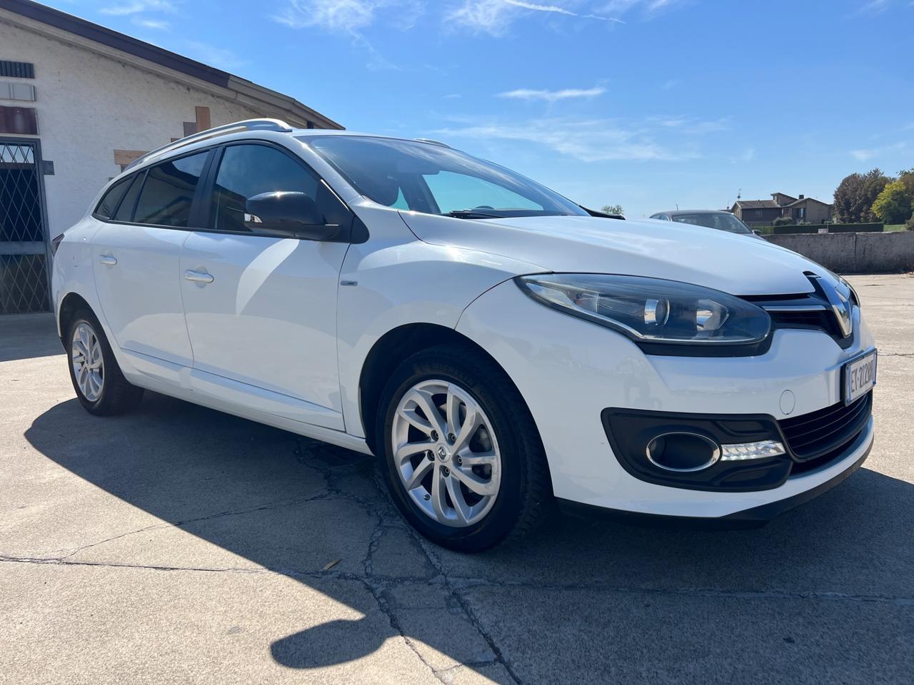 Renault Megane Mégane 1.5 dCi 110CV EDC SporTour Wave