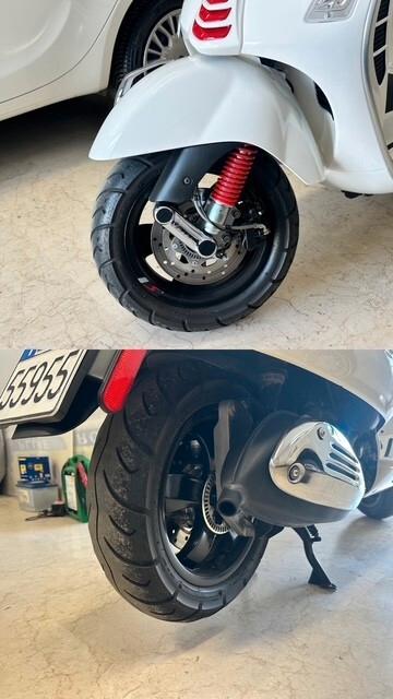 Piaggio Vespa 300 GTS SUPER ABS