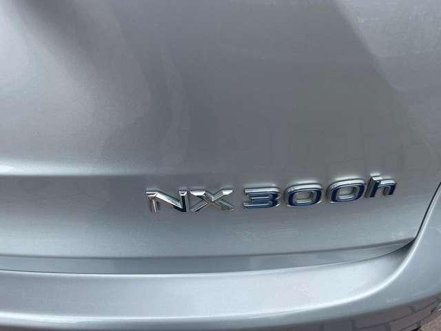 Lexus NX 300h NX 300h 2.5 Executive 2wd cvt