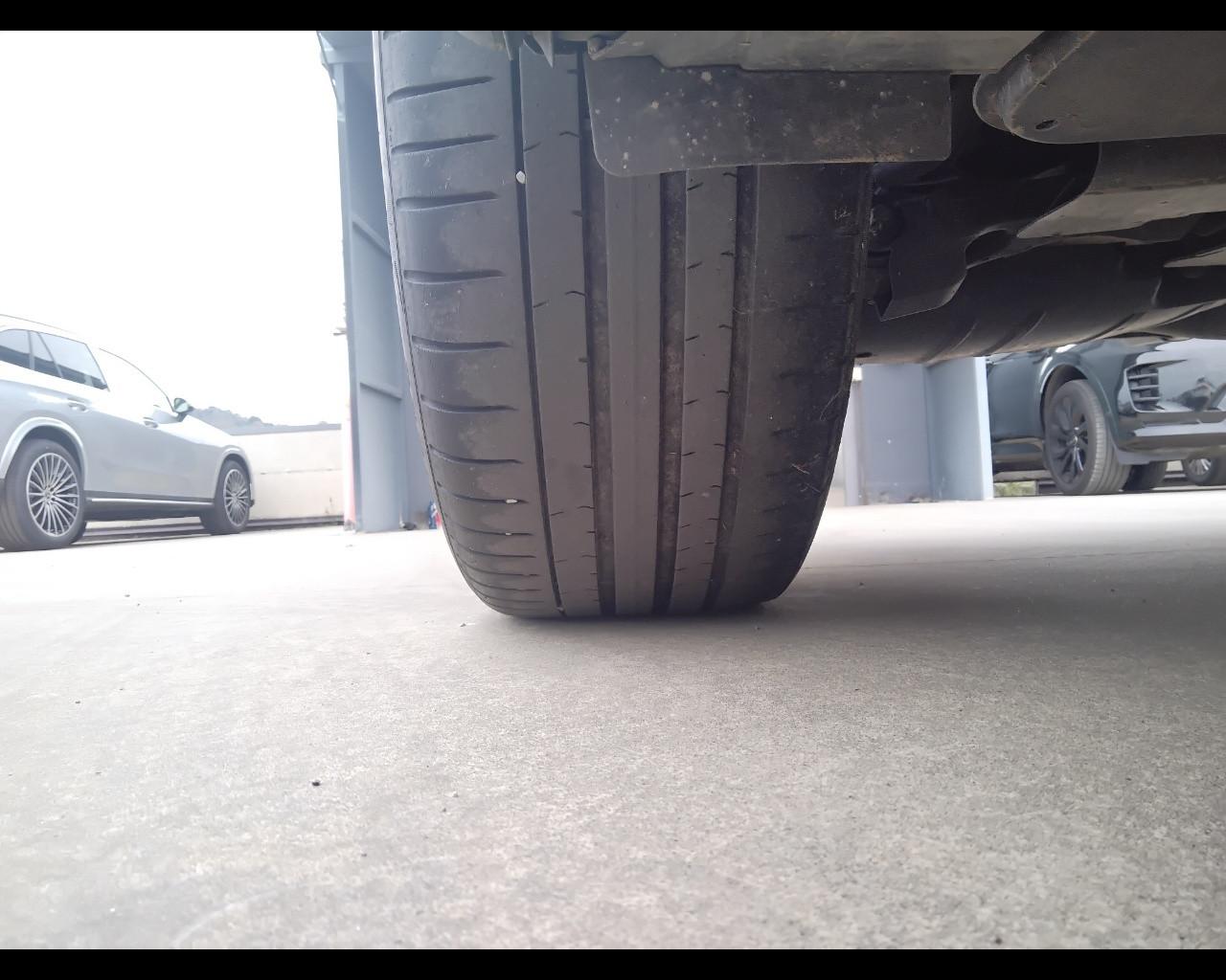 Mercedes-Benz GLB - X247 2019 - GLB 200 d Premium auto