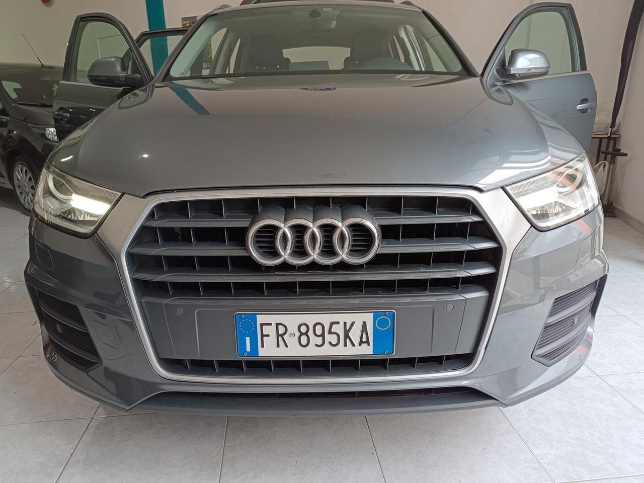 Audi Q3 2.0 TDI 120 CV S tronic Business