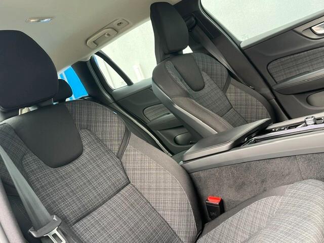 Volvo V60 B4 (d) automatico Core