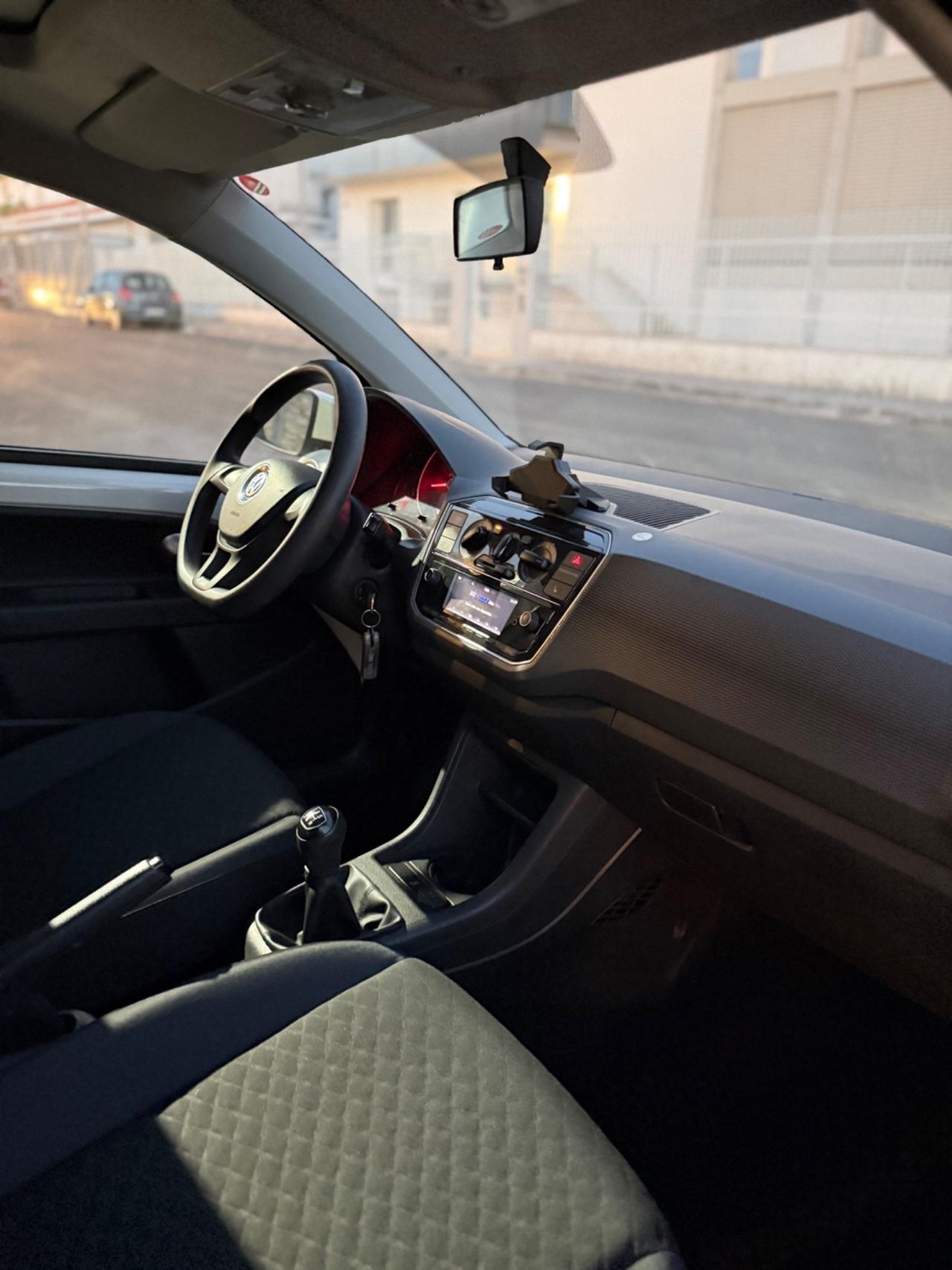 Volkswagen up! 1.0 75 cv 5p.-2018/LED/PANO/LEGA