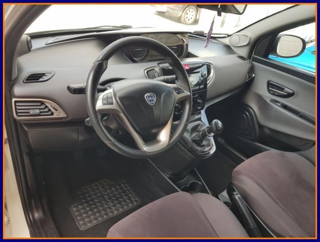 LANCIA - Ypsilon - 1.2 69 CV 5 porte Gold