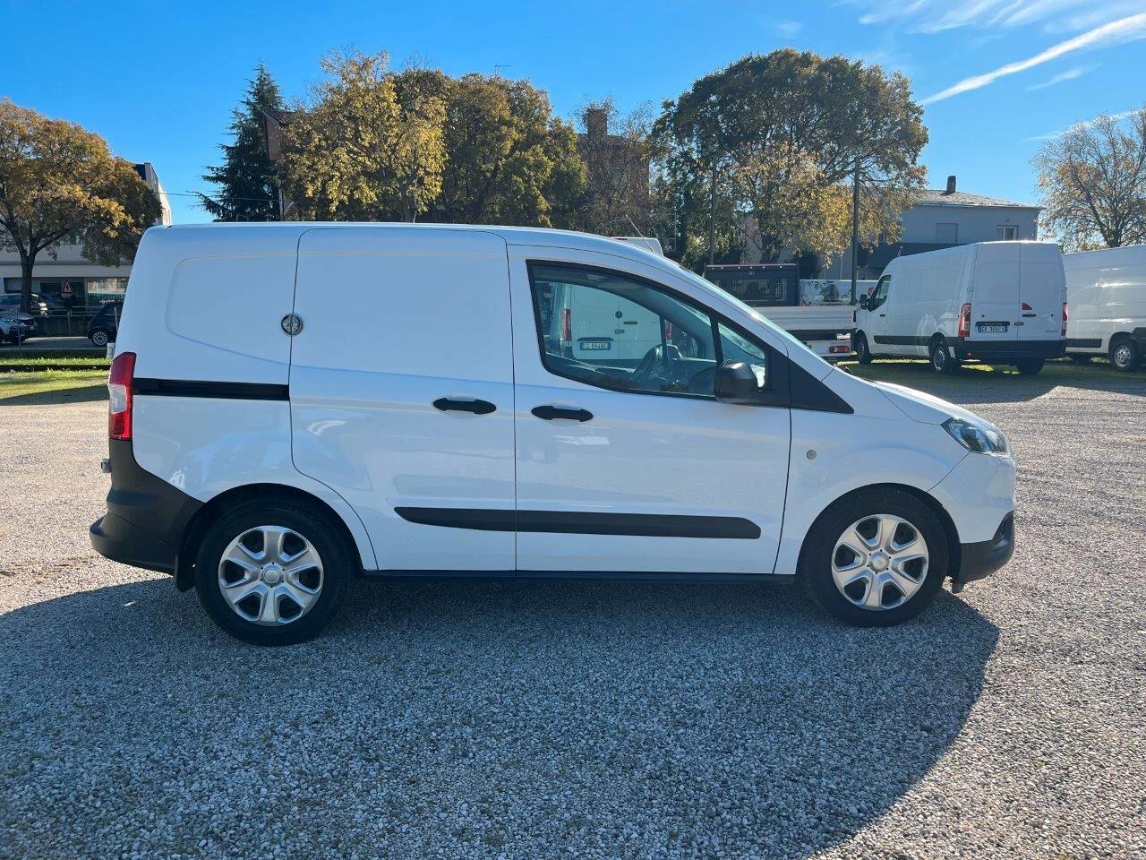 Ford Transit Courier 1.5 TDCI 75 CV TREND