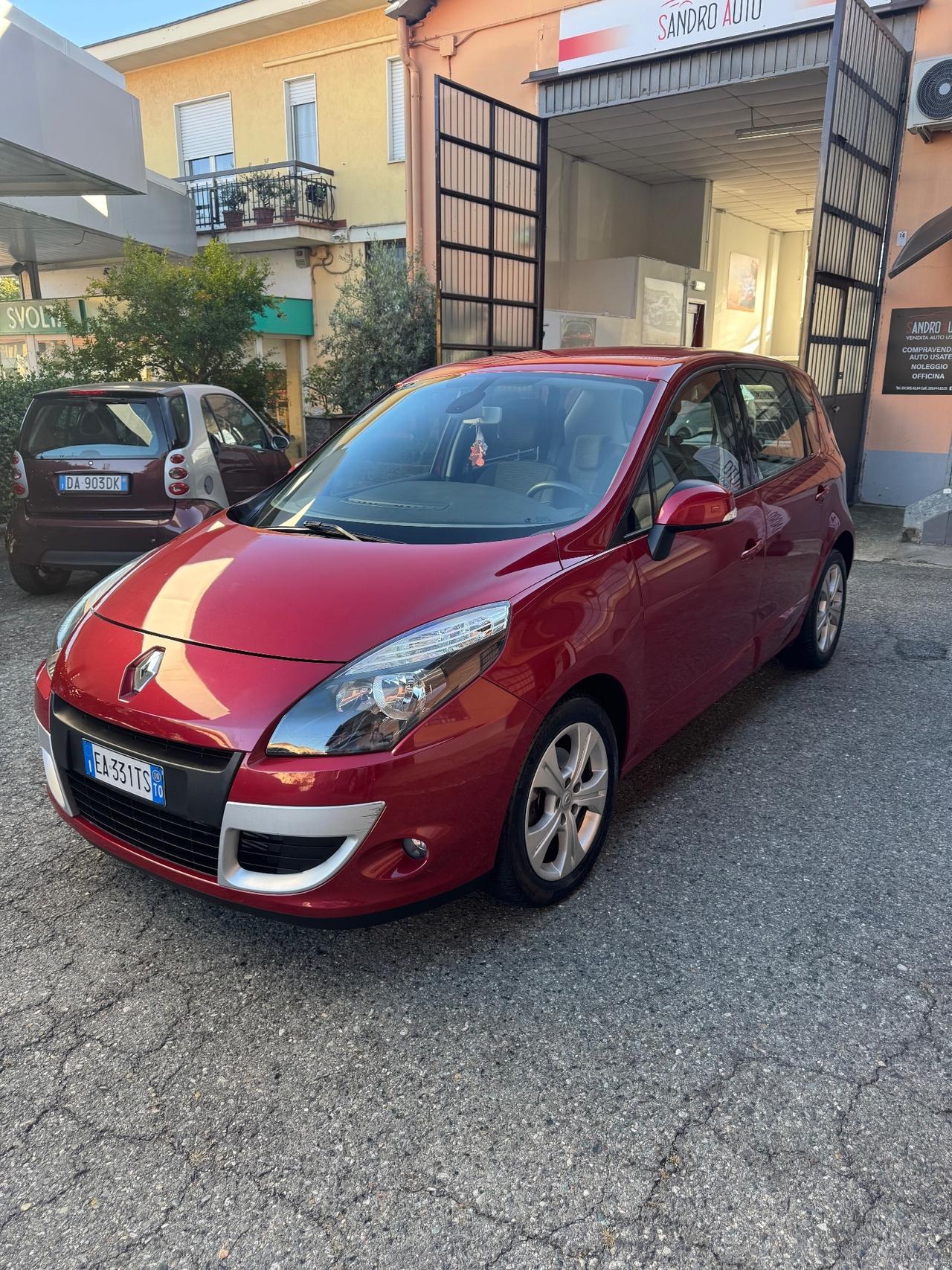 Renault Scenic Scénic X-Mod 1.5 dCi 110CV Luxe