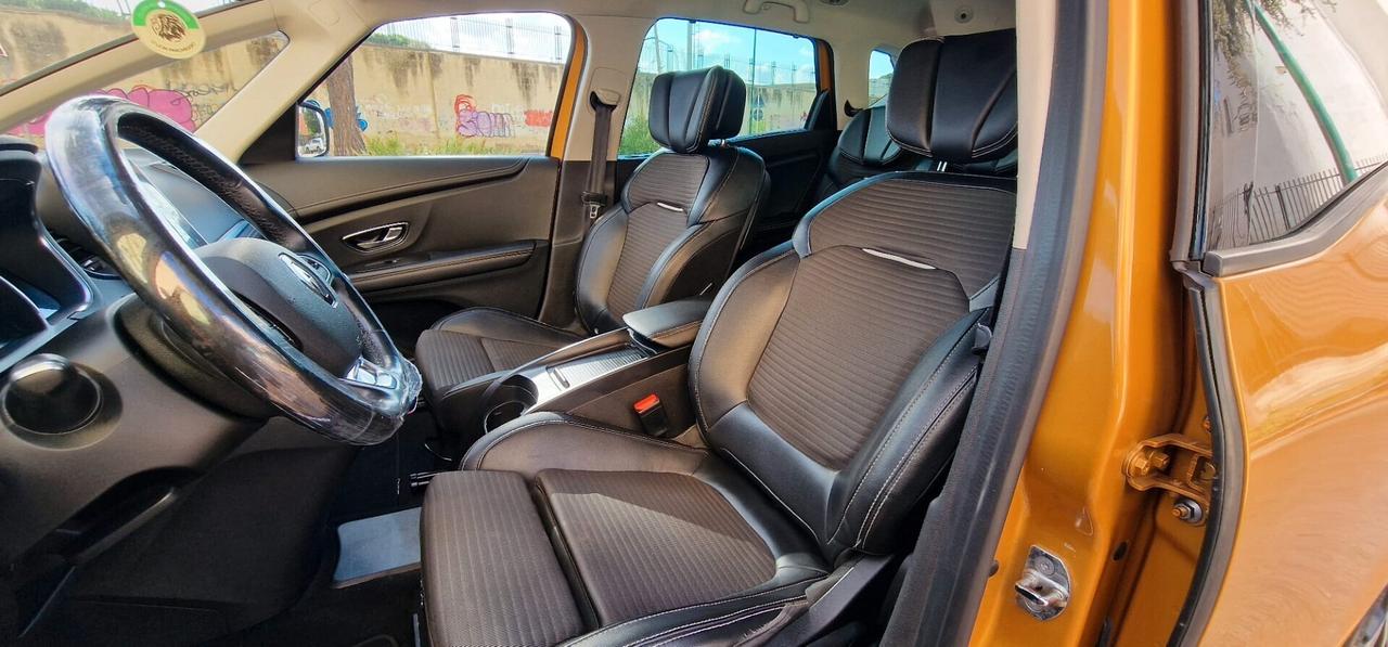 Renault Scenic Scénic dCi 110 CV EDC Bose