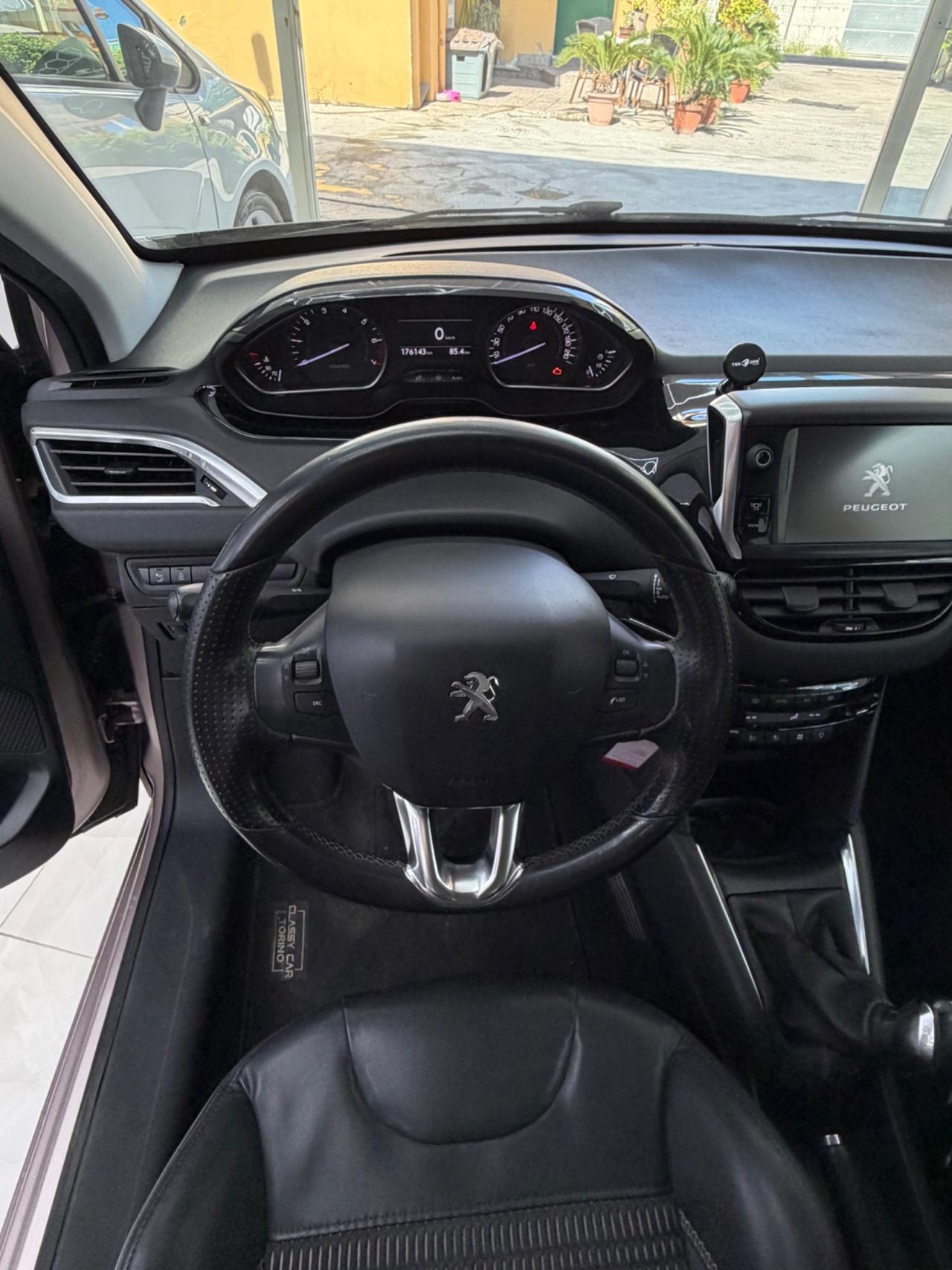 Peugeot 208 1.2 VTi 82 CV 3 porte Allure
