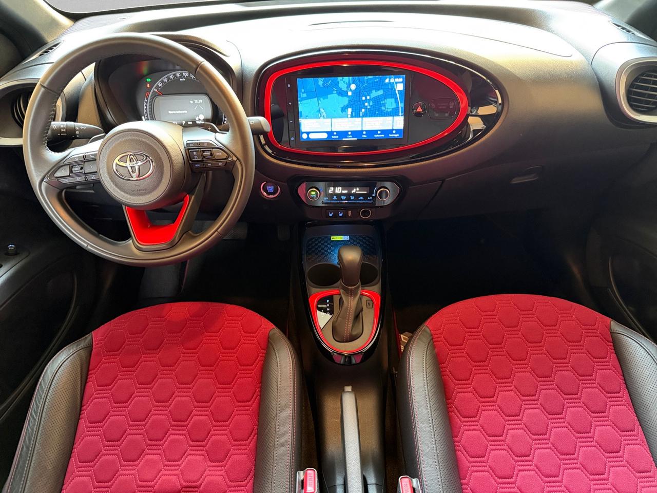 Toyota Aygo X 1.0 Undercover 72cv s-cvt Automatico
