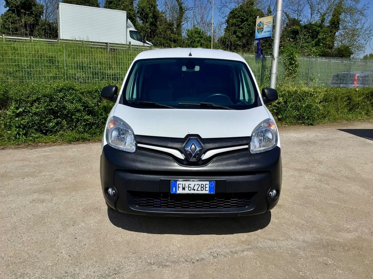 Renault Kangoo 1.5 dCi 90CV Maxi 3POSTI coibentato