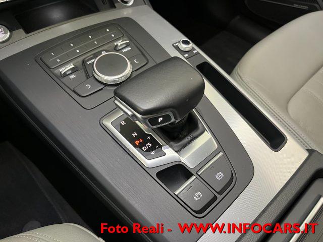 AUDI Q5 40 TDI quattro S tronic Business Design PROMO