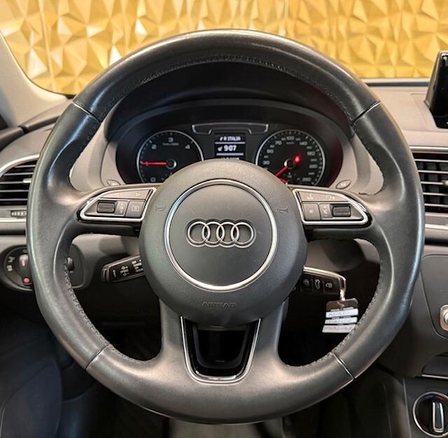 Audi Q3 2.0 TDI 120 CV Design