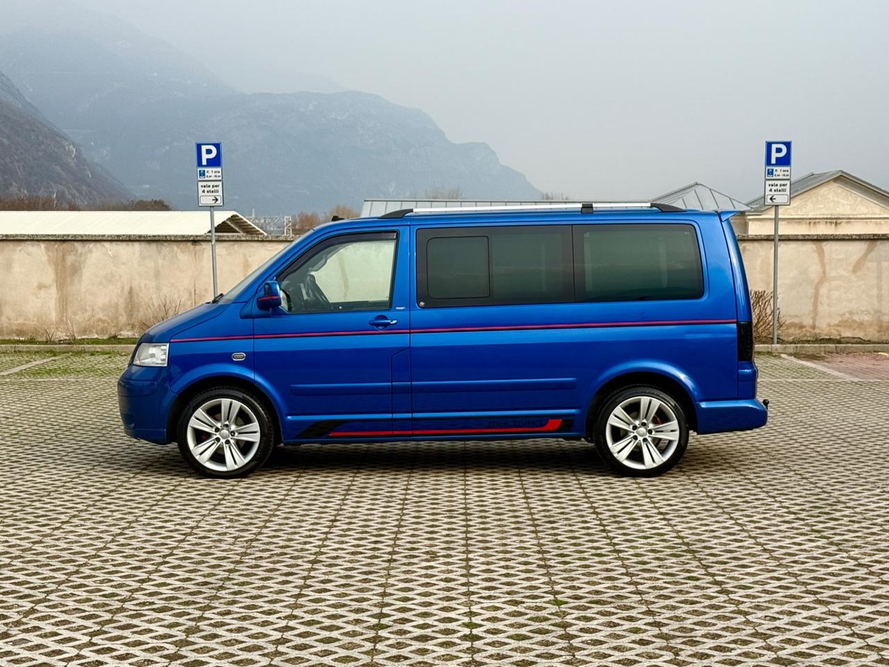 Multivan 2.5 TDI/174CV !!! MOTORE NUOVO !!! 7 posti Autom