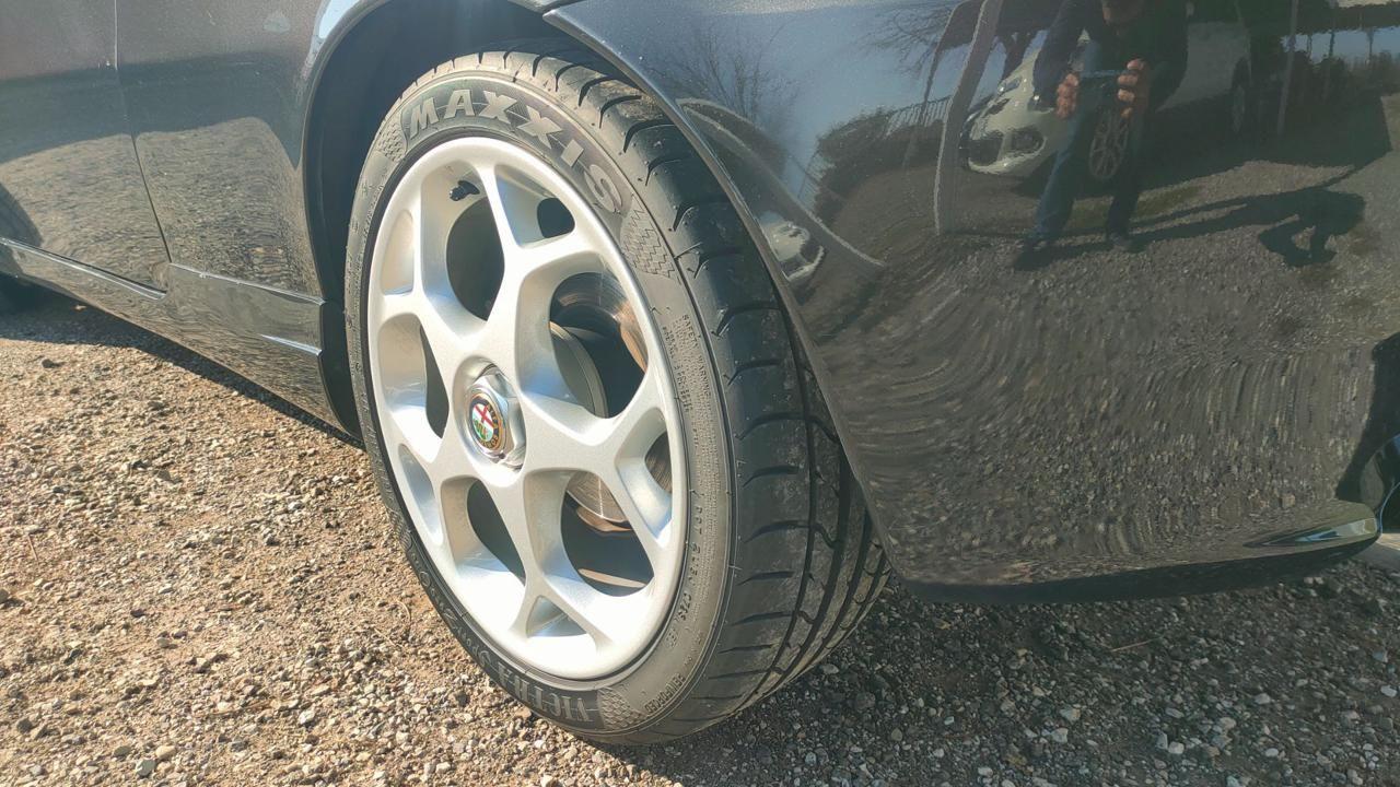 Alfa Romeo 147 2.0i 16V Twin Spark 150 CV 3p. Distinctive MANUALE