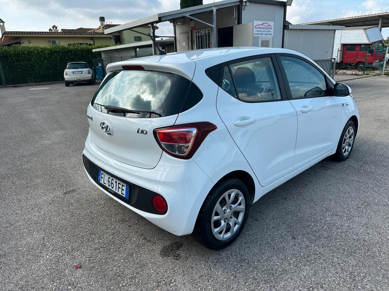 Hyundai i10 Benzina Automatica