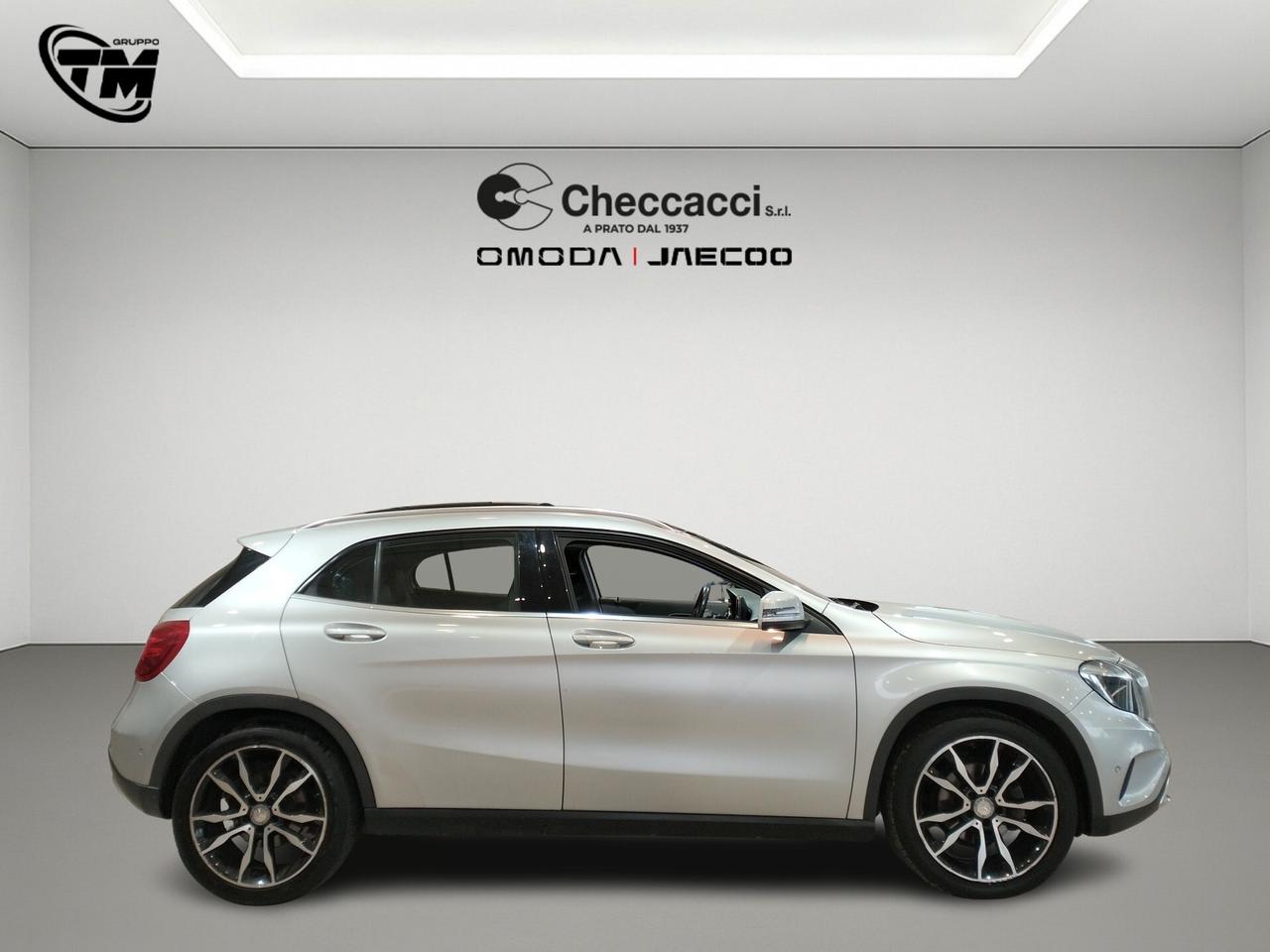 Mercedes-Benz GLA 220 d Sport 170cv auto *TETTO APRIBILE*