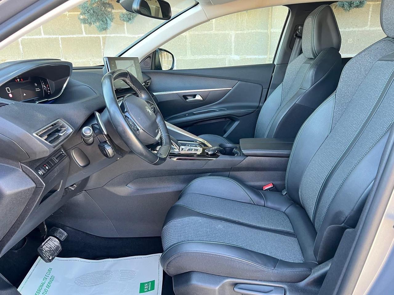 Peugeot 3008 HDi 130 EAT8 Allure Pack