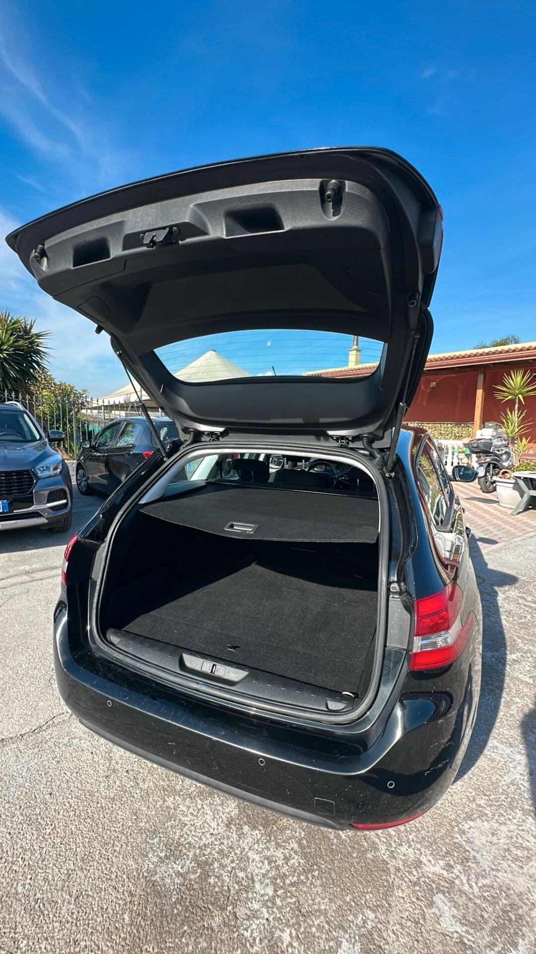 Peugeot 308 BlueHDi 150 S&S SW Business