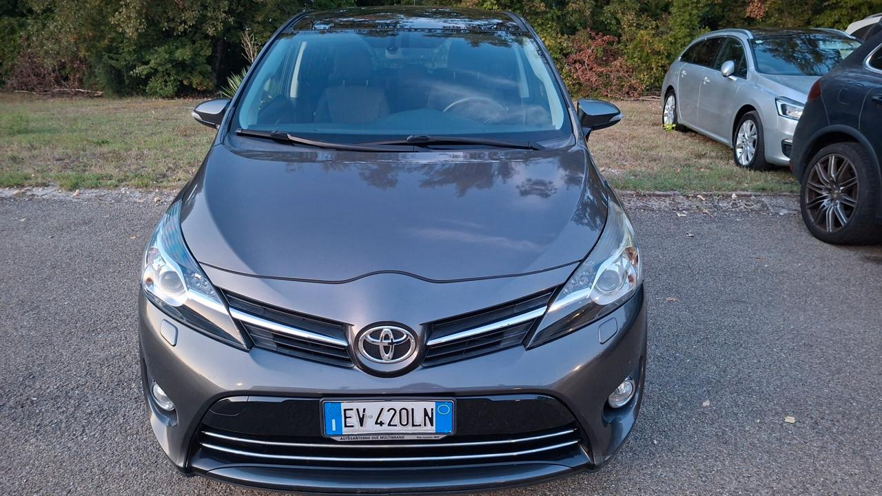 TOYOTA VERSO 2014 1.6DIESEL 7POSTI TETTO PANORAMICO