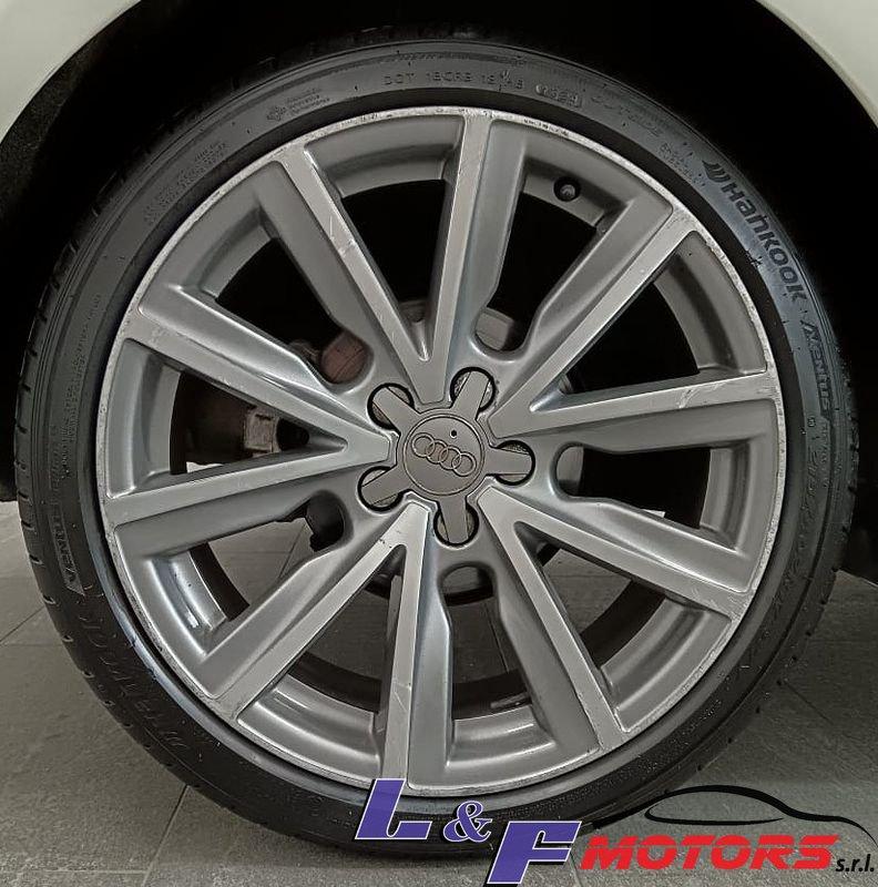 Audi A1 A1 1.6 TDI 105 CV Attraction