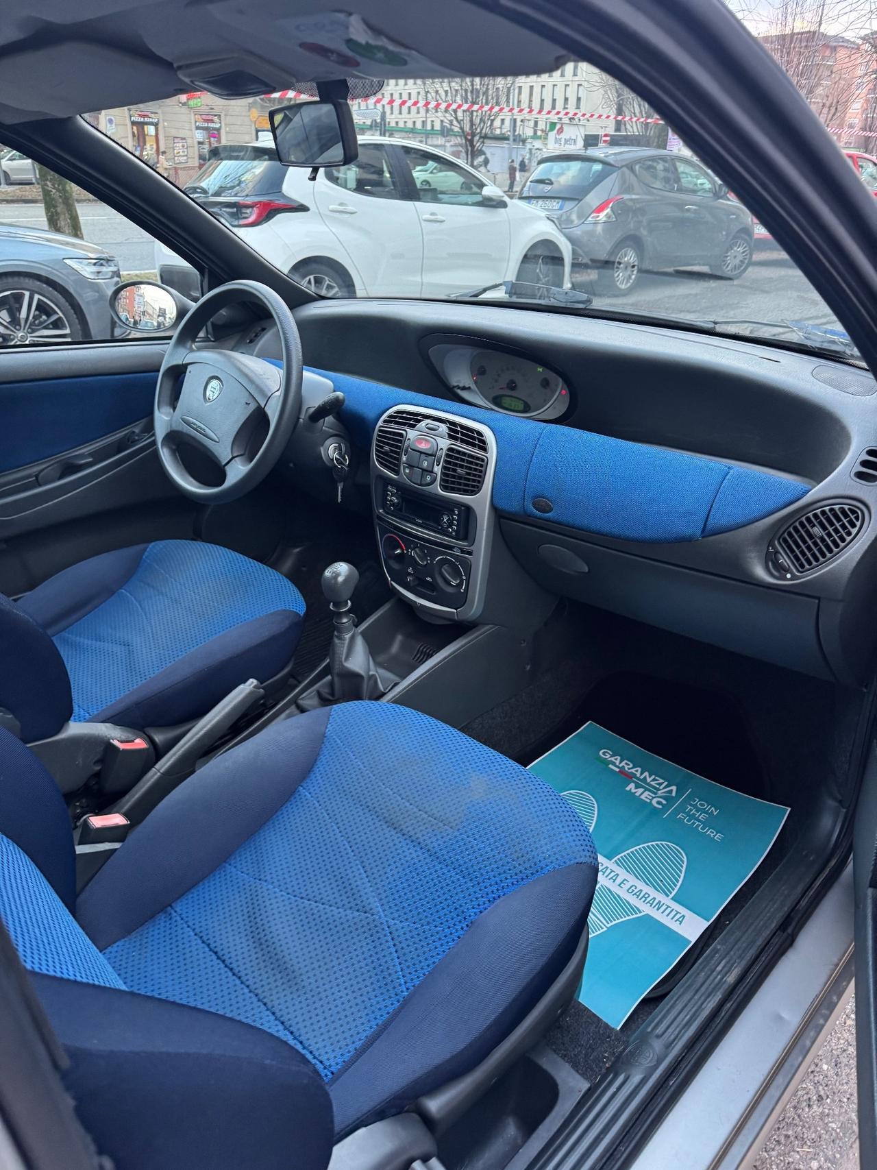 Lancia Y 1.2 60 cv benz Elefantino Blu