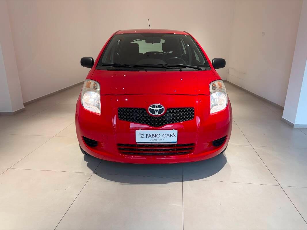 Toyota Yaris 1.0 5p