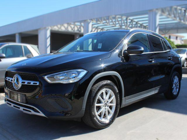 MERCEDES-BENZ GLA 200 d Automatic Business