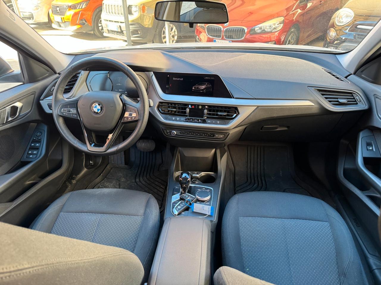 BMW 118 Business Advantage 140cv auto ADATTA NEOPATENTATI