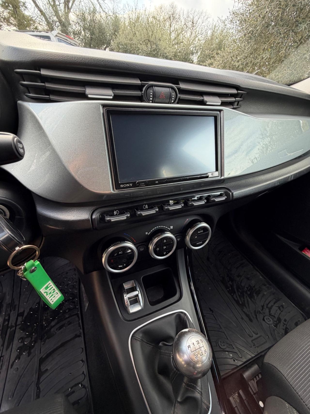 Alfa Romeo Giulietta 1.6 JTDm-2 105 CV Exclusive