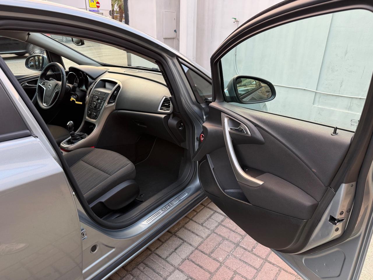 Opel Astra 1.7 CDTI Elective