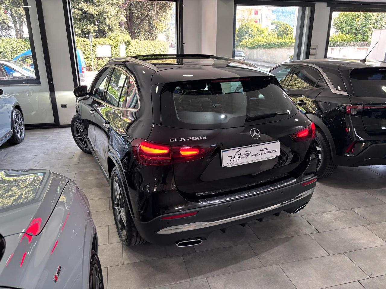 MERCEDES-BENZ GLA 200D PREMIUM AMG LE-NAVI-TETTO