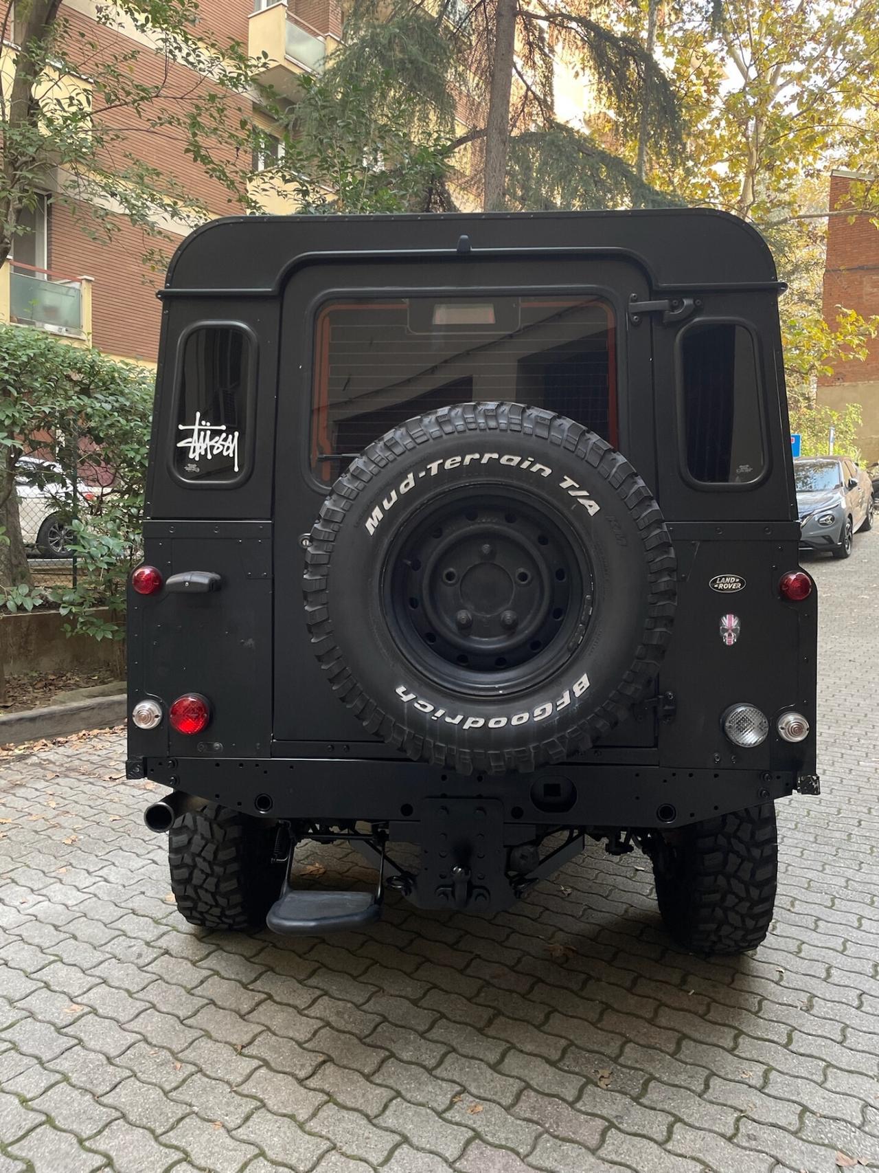 Land Rover Defender 110 TD4 7 POSTI -LIBRETTO TAGLIANDI