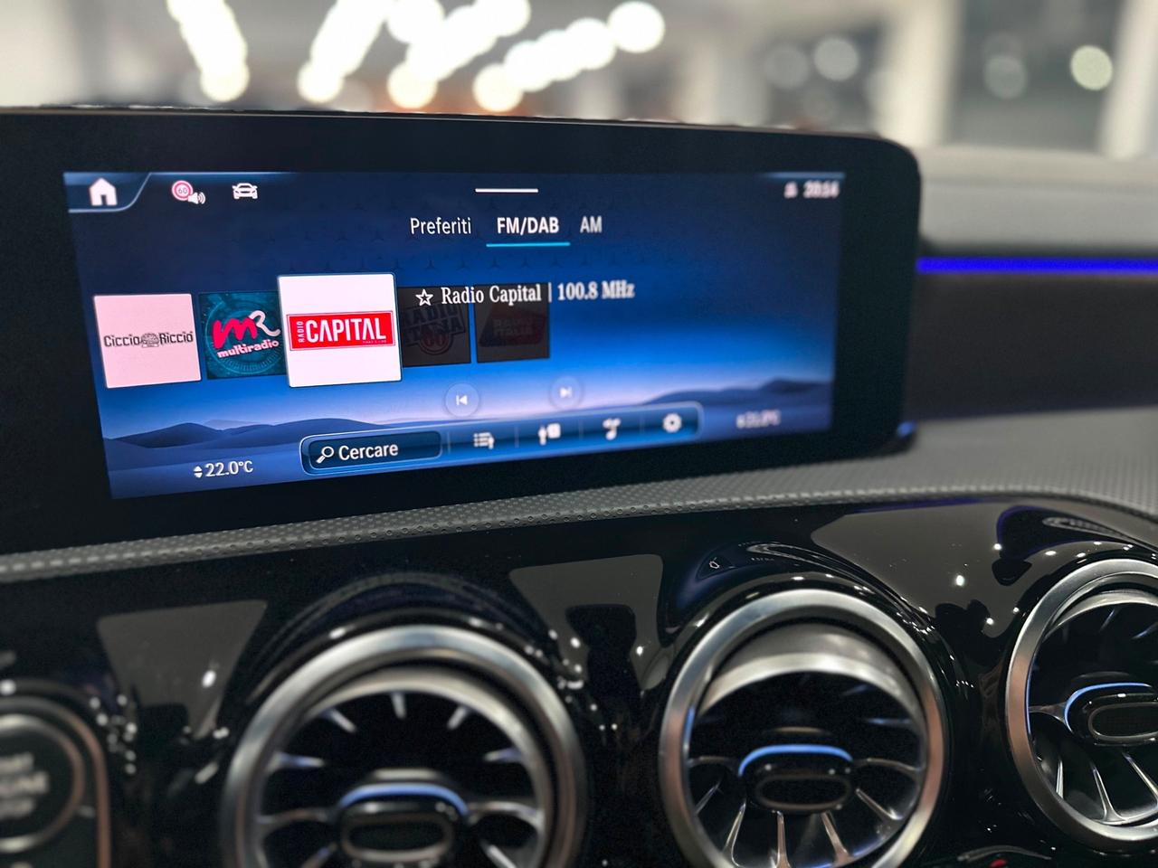 Mercedes Benz CLA 200d AMG Line Premium Plus Shooting Brake 150 cv
