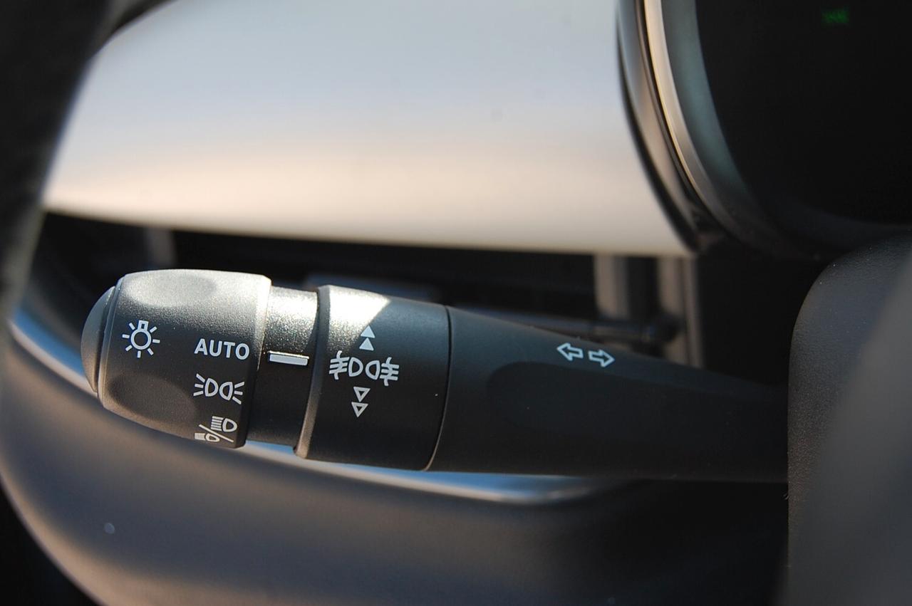 Fiat 600 Hybrid 110 CV DCT MHEV La Prima