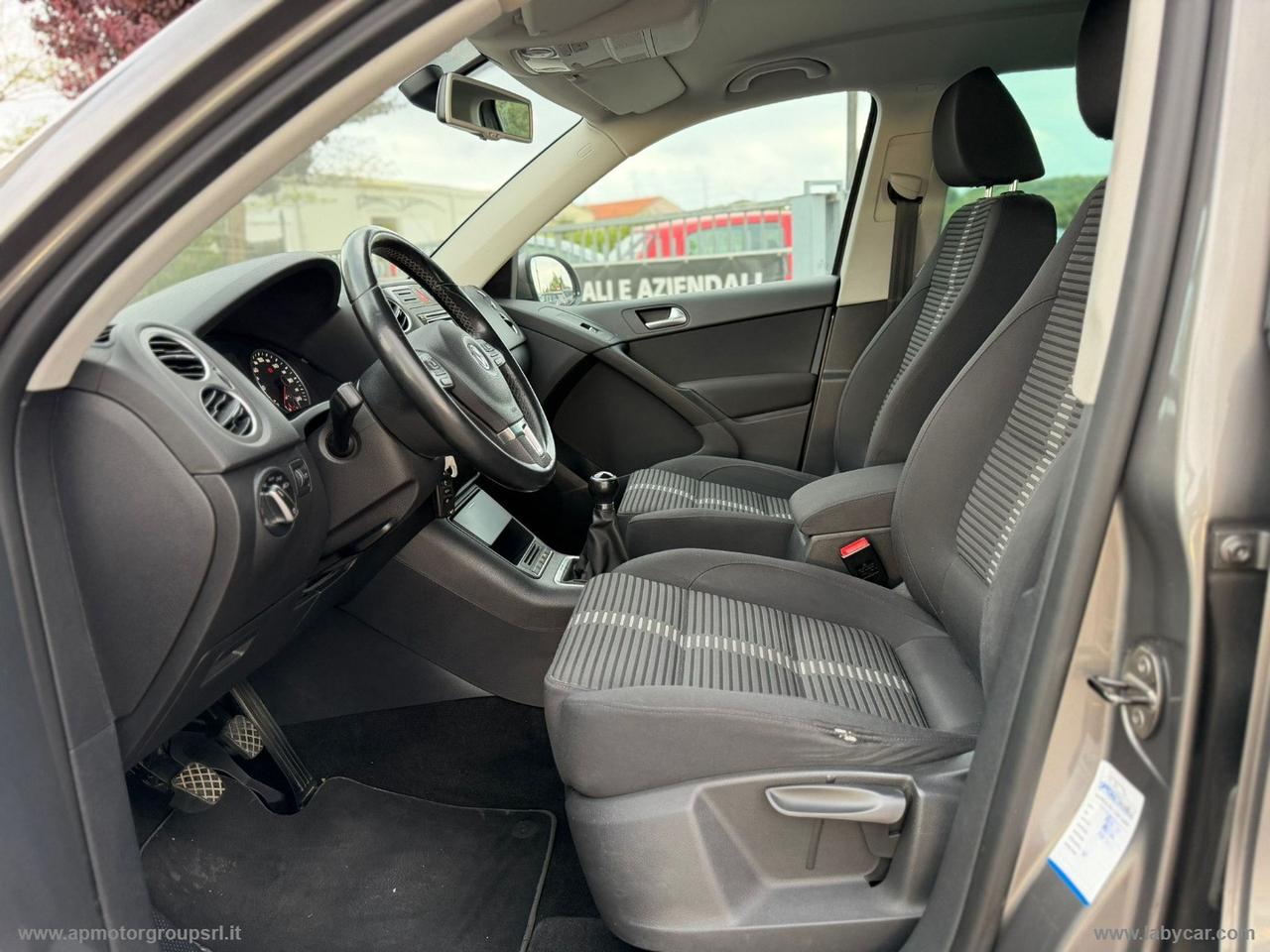 VOLKSWAGEN Tiguan 2.0 TSI 4MOTION 4X4 Sport & Style