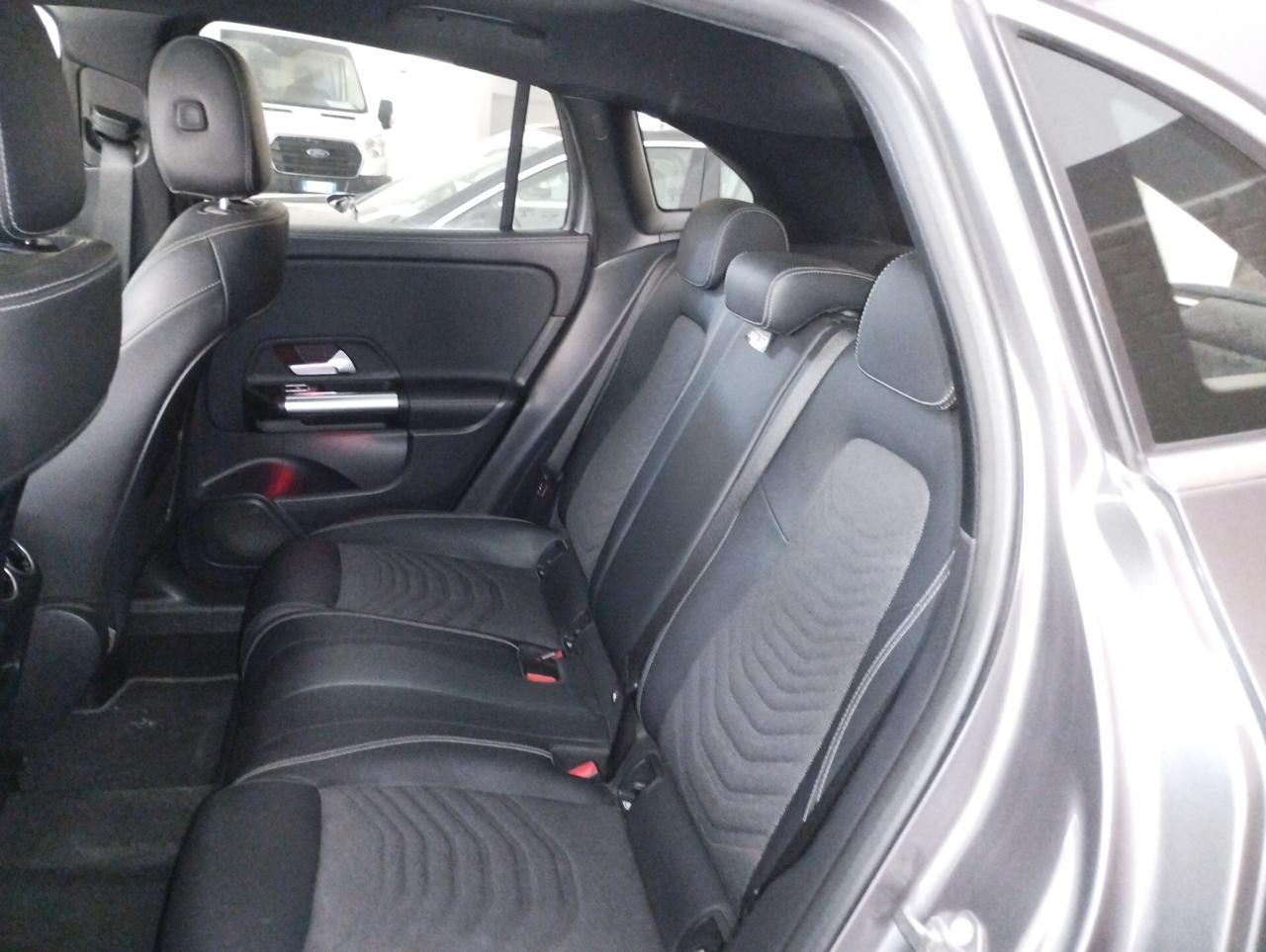 Mercedes-benz GLA 200 d Automatic 4Matic Sport Plus