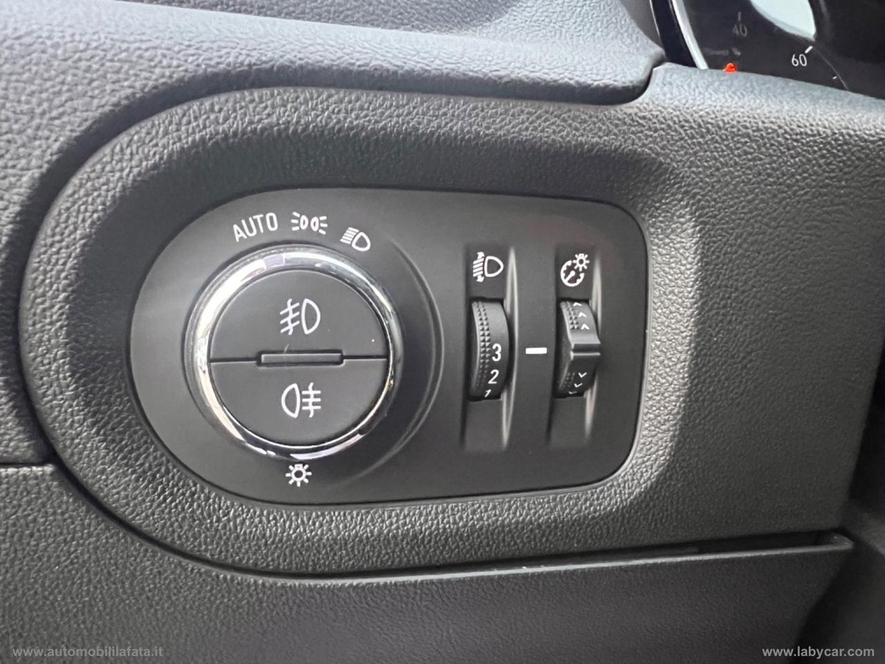 OPEL Grandland X 1.6 Hyb. Plug-in aut.FWD ELEGANCE 04/2021 36.300KM