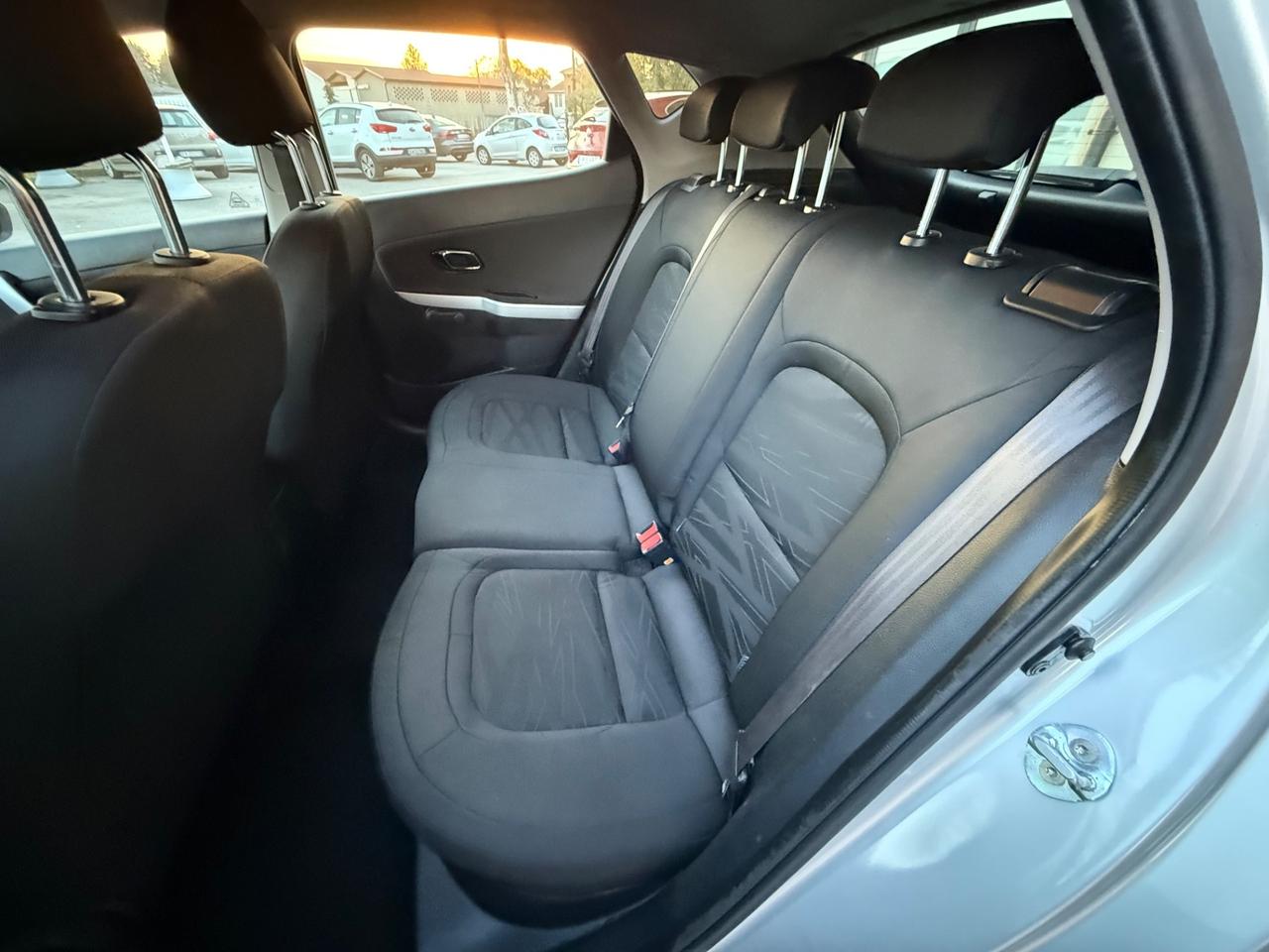 Kia Ceed - 1.6 CRDi 110 CV 5 porte - Neopatentati