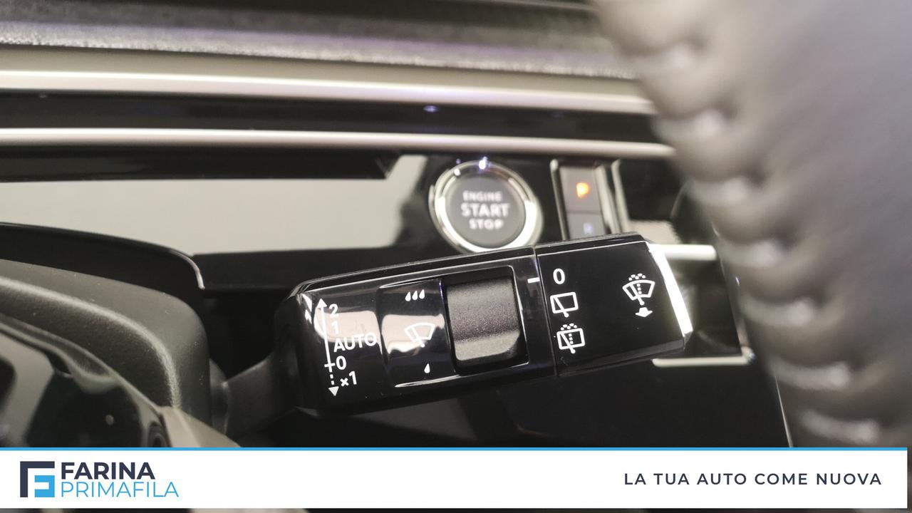 PEUGEOT Nuovo 5008 Hybrid 136 e-DCS6 ALLURE