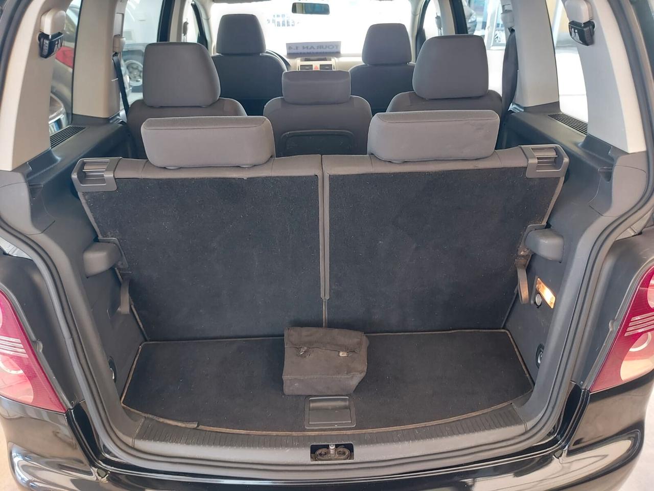 Volkswagen Touran 1.4 16V TSI 150CV Highline Ecofuel