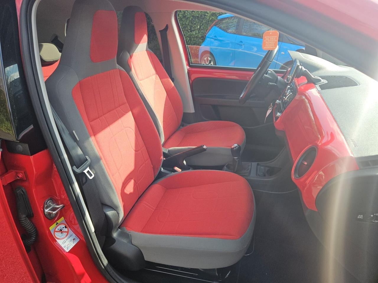 Volkswagen up! 1.0 75 CV 5p. cross up!