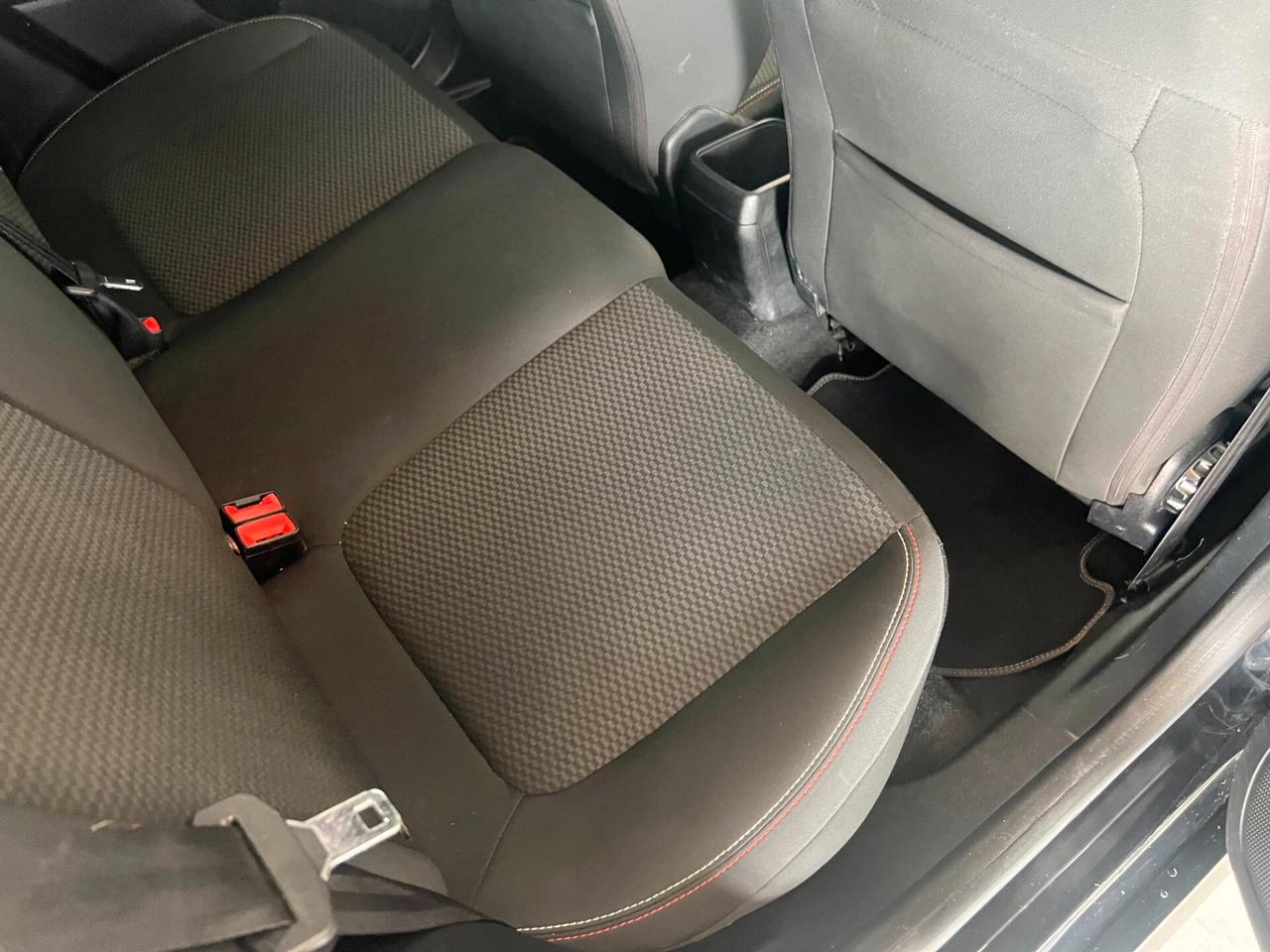 Ford Fiesta 1.5 TDCi 5 porte ST-Line OK NEOPATENTATI