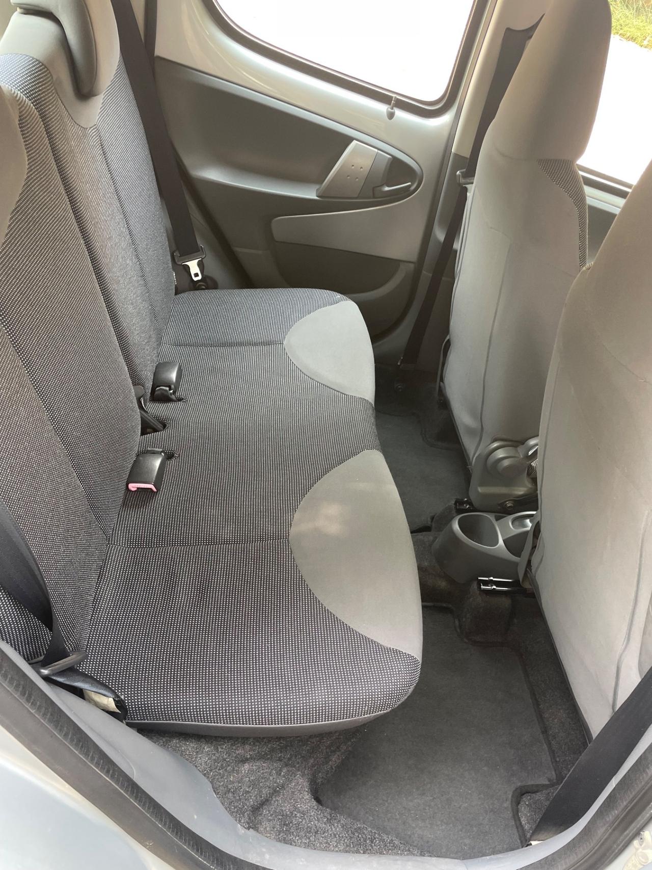Peugeot 107 1.0 68CV 5p. Desir