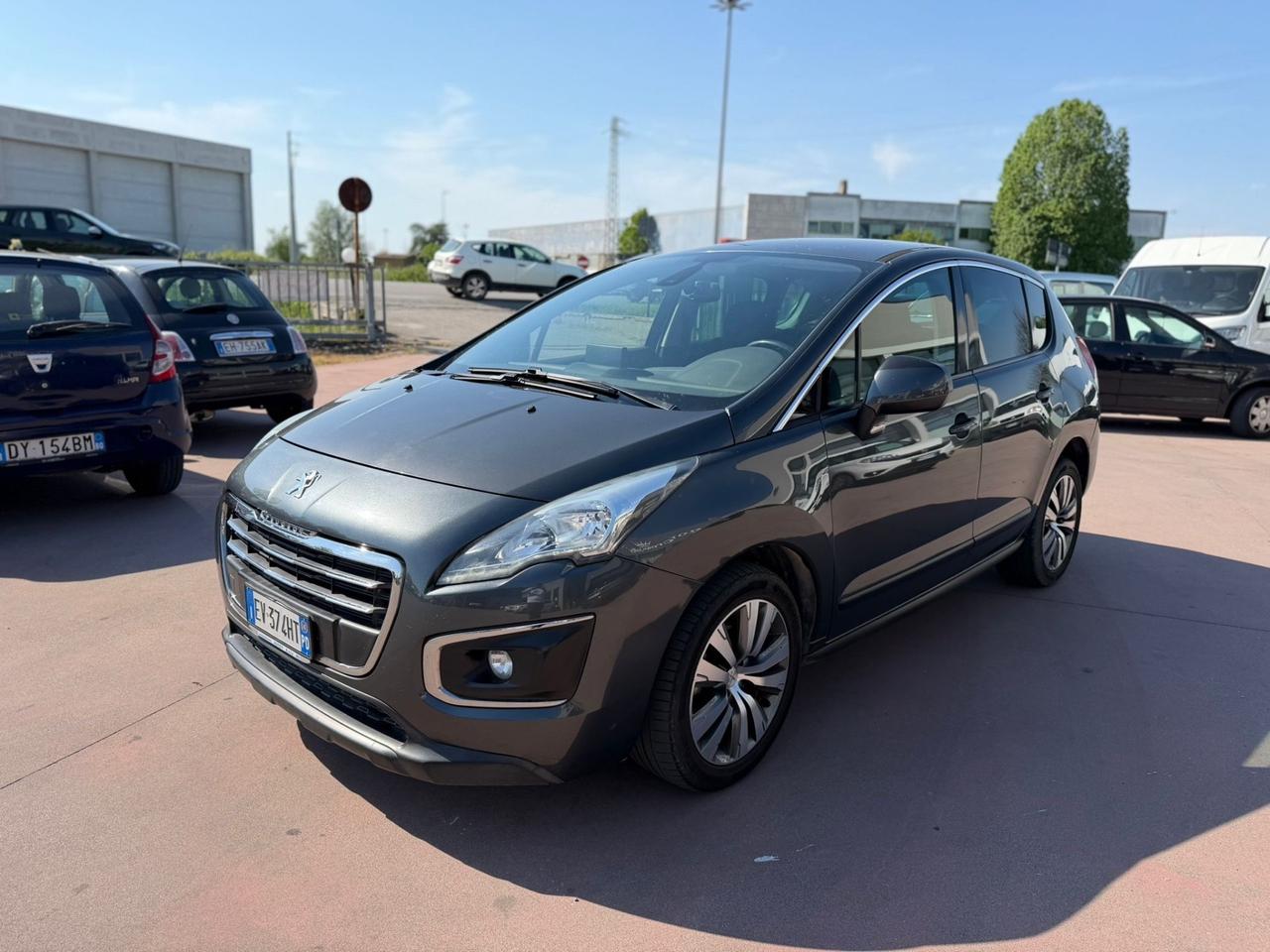 Peugeot 3008 1.6 HDi 115CV Business